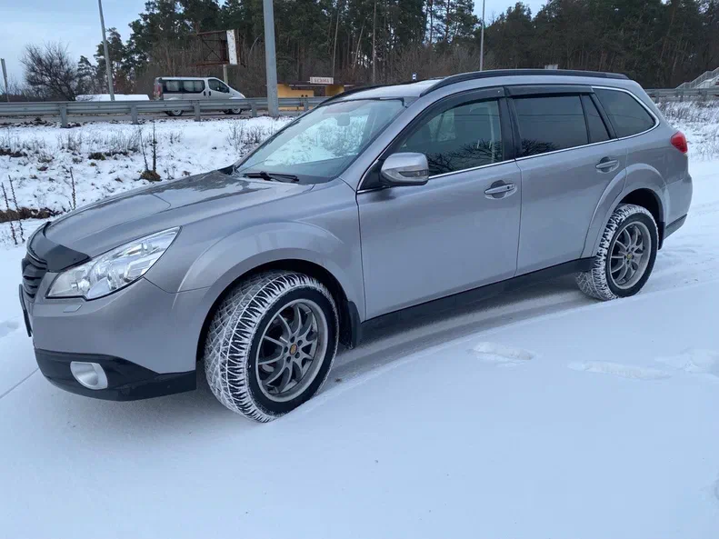 Subaru Outback 2011