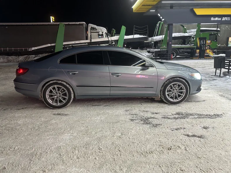 Volkswagen Passat CC 2011 - 12