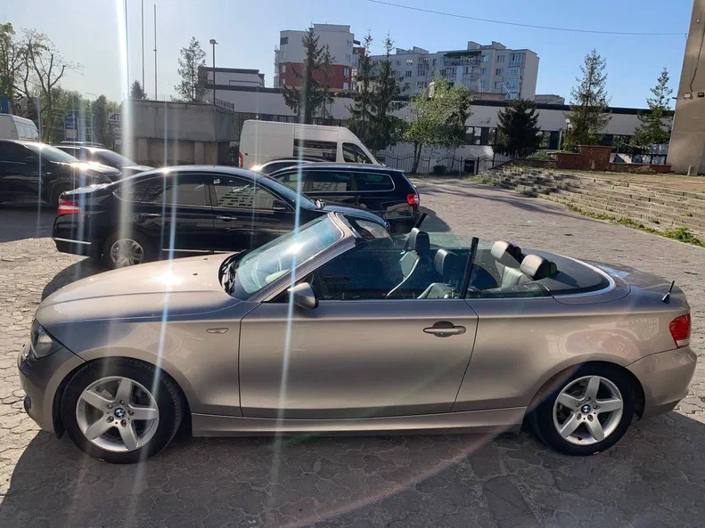 BMW 1 серія 2008 - 8