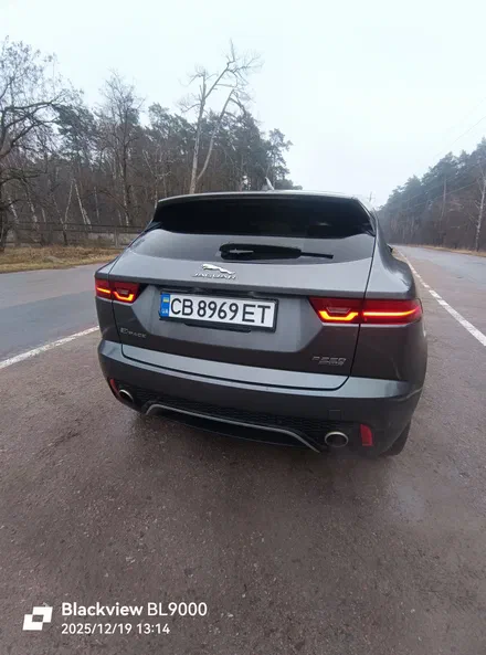 Jaguar E-Pace 2018 - 28