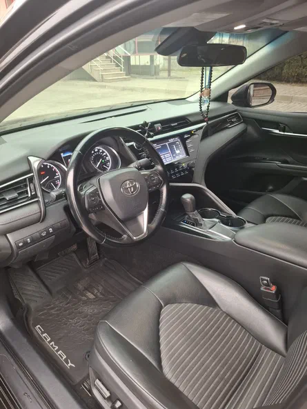 Toyota Camry 2020 - 7