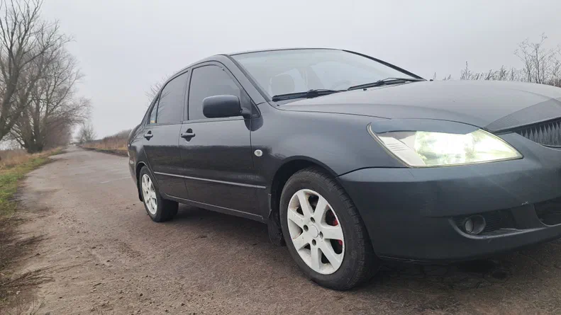Mitsubishi Lancer 2004 - 8