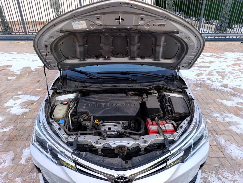 Toyota Corolla 2016 - 10