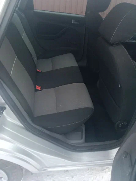 Ford Focus 2010 - 15