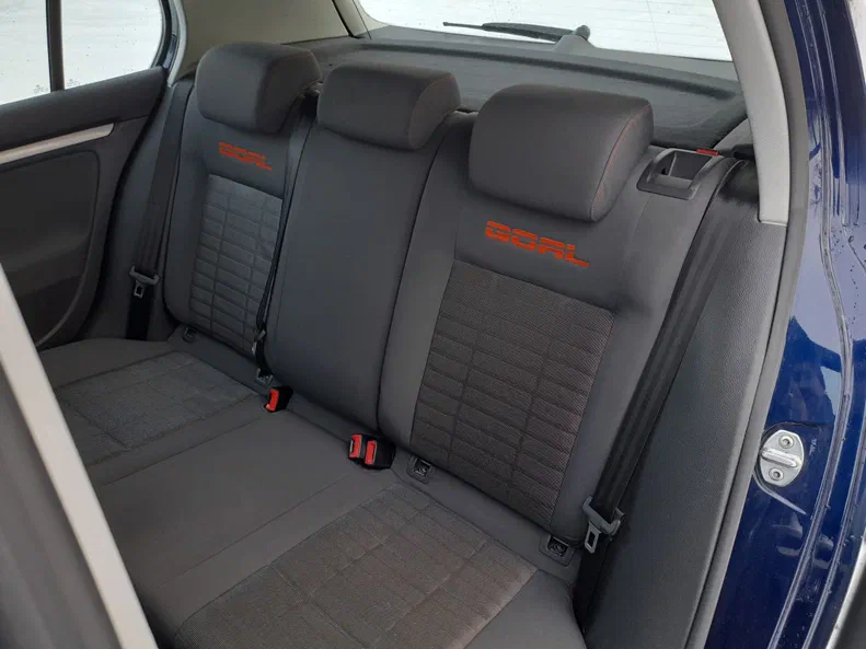 Volkswagen Golf 2006 - 21