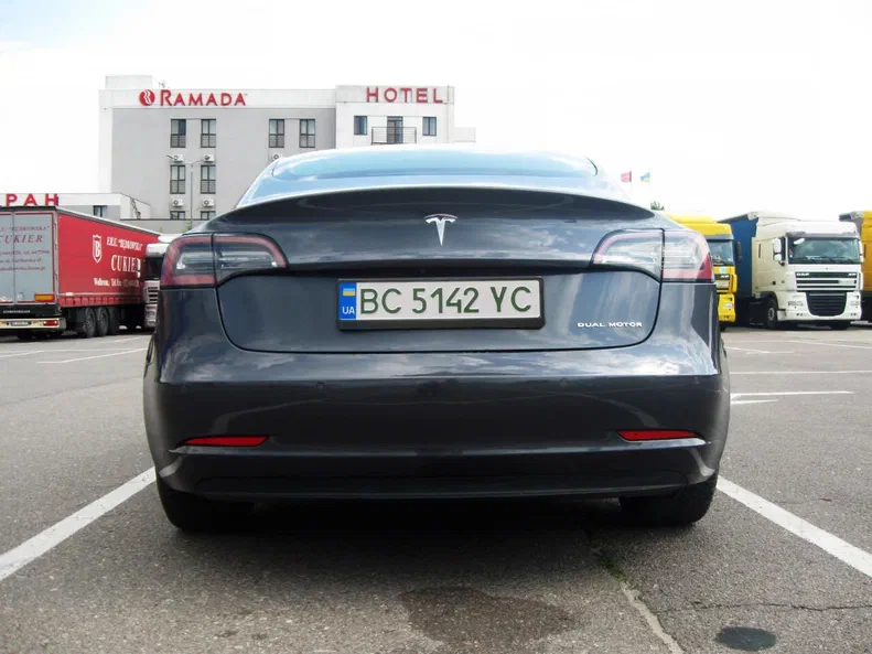 Tesla Model 3 2018 - 6