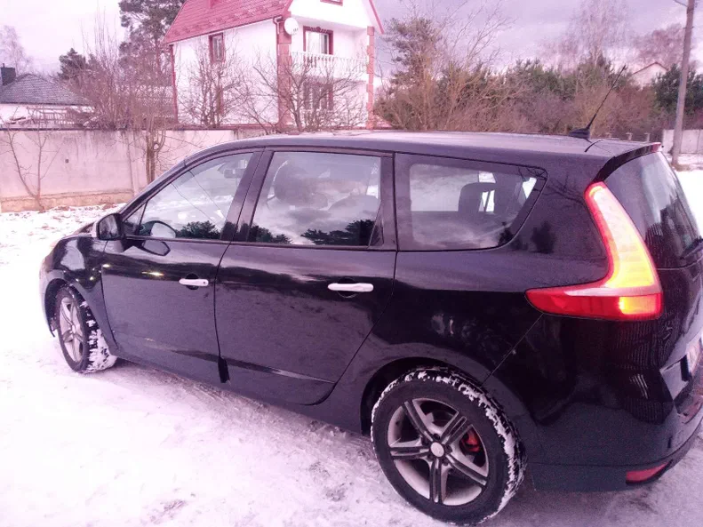 Renault Scenic 2011 - 15