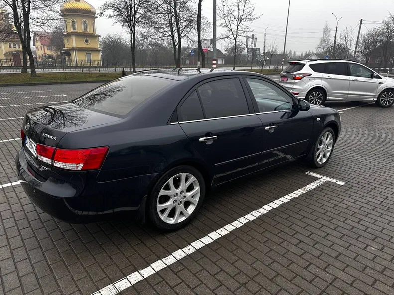 Hyundai Sonata 2007 - 9
