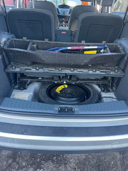 Ford C-MAX 2012 - 25