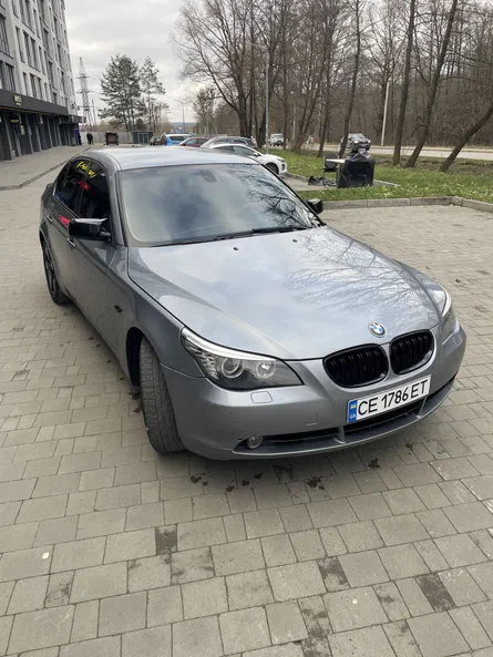 BMW 5 серія 2003 - 8