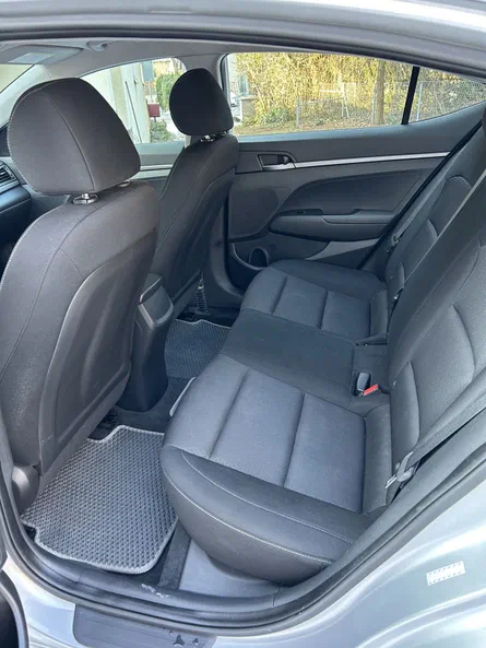 Hyundai Elantra 2017 - 8