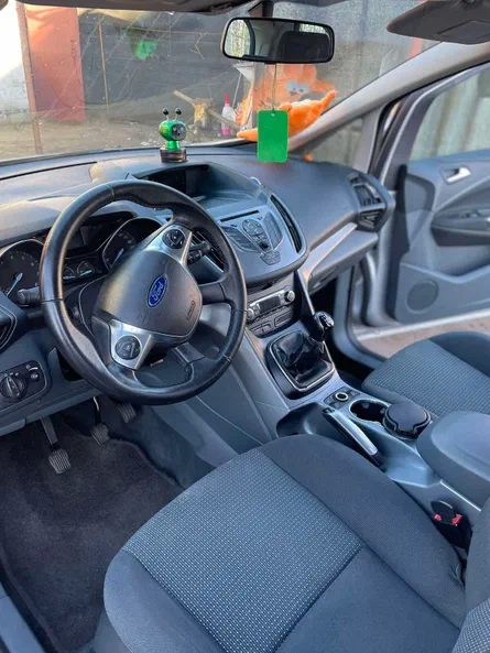 Ford C-MAX 2012 - 21