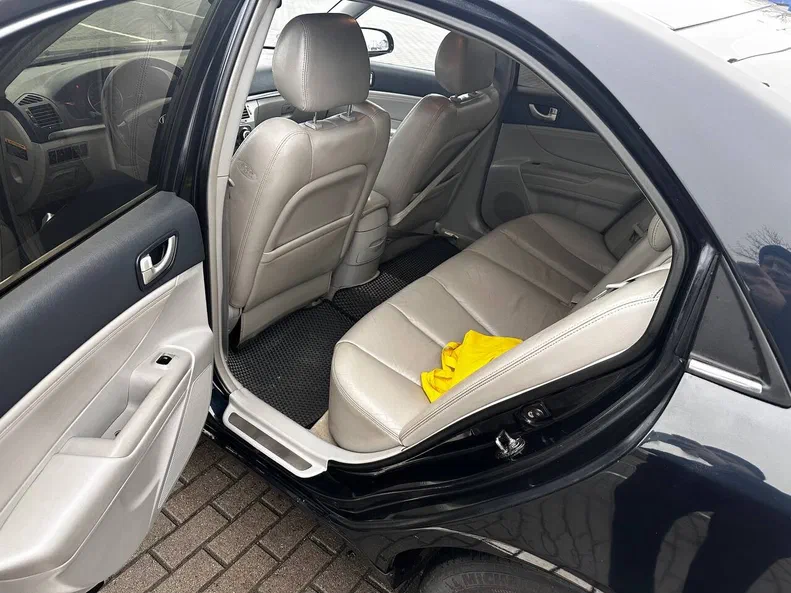 Hyundai Sonata 2007 - 12