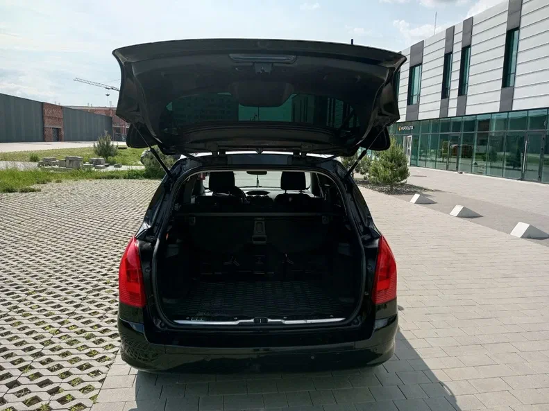 Peugeot 308 2010 - 17