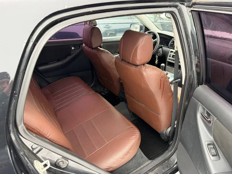 Toyota Corolla 2005 - 11