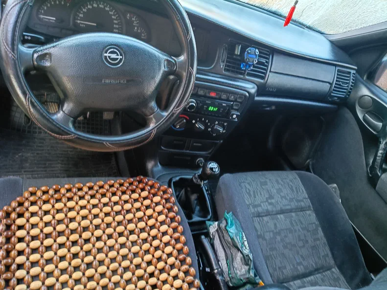 Opel Vectra 1998 - 13