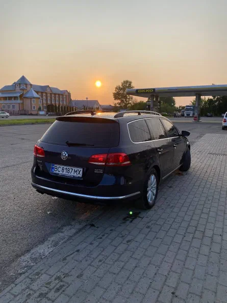 Volkswagen Passat 2011