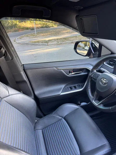 Toyota RAV4 2024 - 9