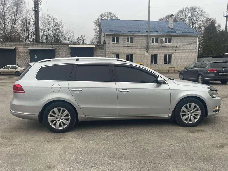Volkswagen Passat 2012 - 23