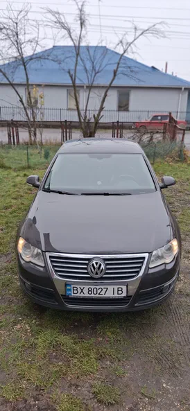 Volkswagen Passat 2005 - 8