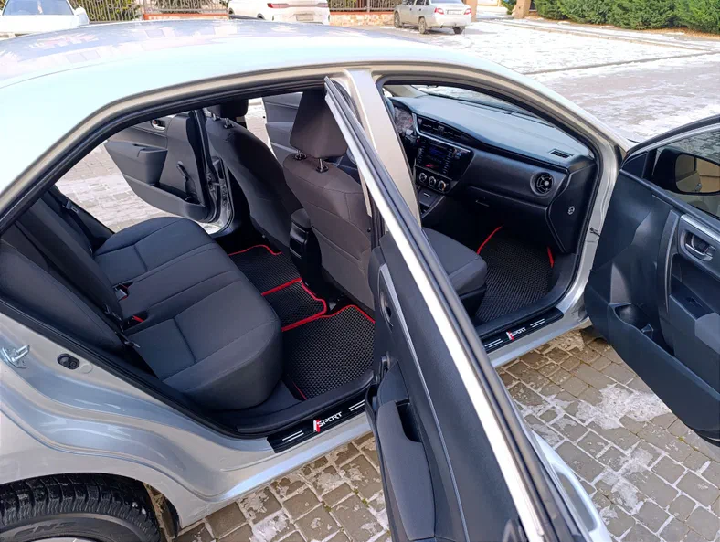 Toyota Corolla 2016 - 16