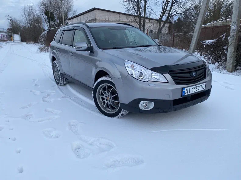 Subaru Outback 2011