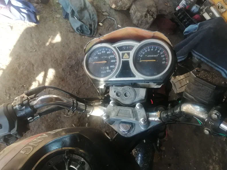 VIPER V150N 2014 - 6