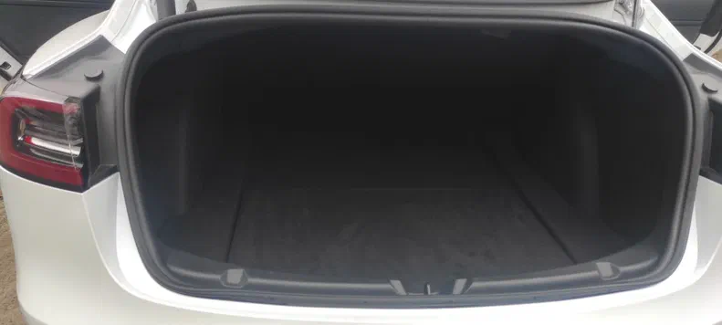 Tesla Model 3 2023 - 7