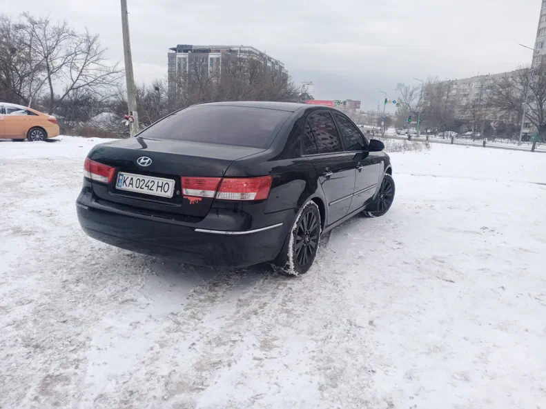 Hyundai Sonata 2008 - 10