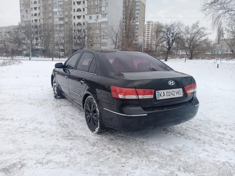 Hyundai Sonata 2008 - 8