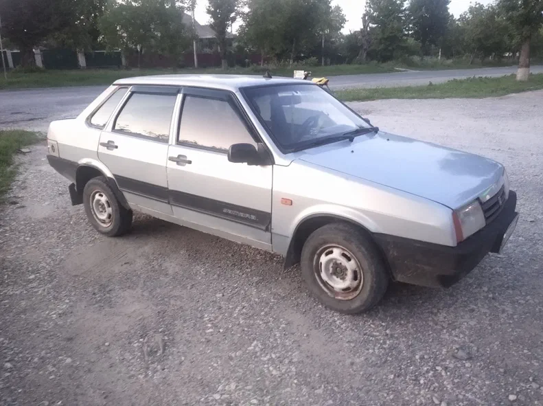 Lada (ВАЗ) 21099 2004
