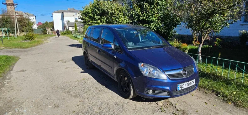 Opel Zafira 2006 - 4