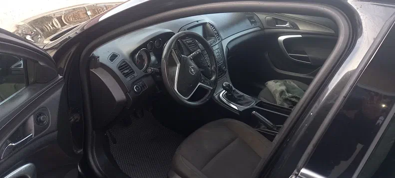 Opel Insignia 2011 - 6