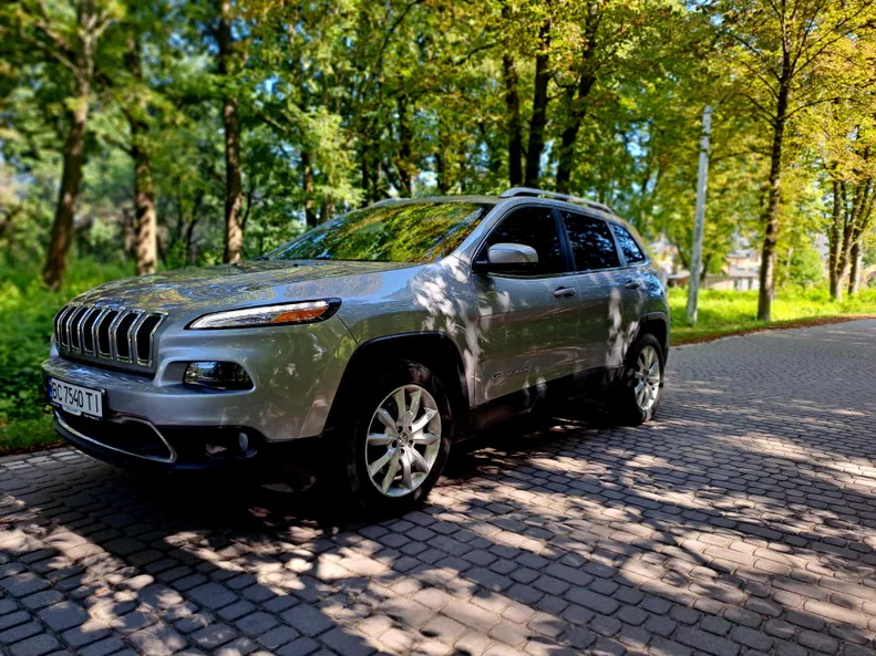 Jeep Cherokee 2016 - 10