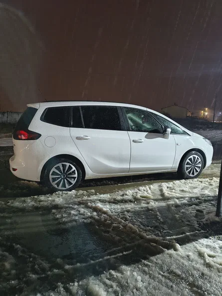 Opel Zafira 2014 - 12