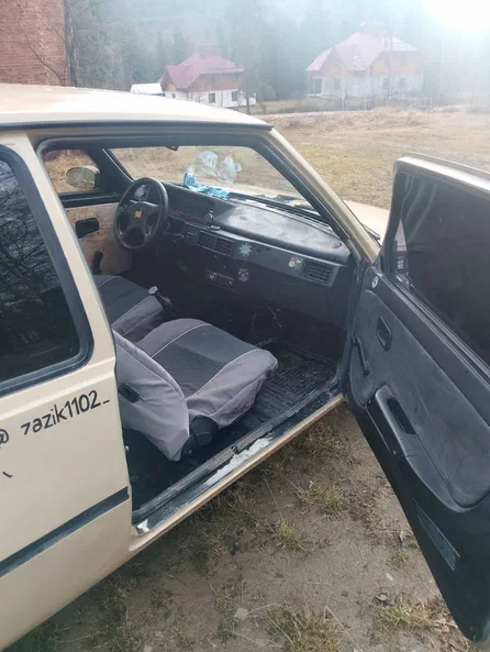 ЗАЗ 1102 «Таврия» 2002