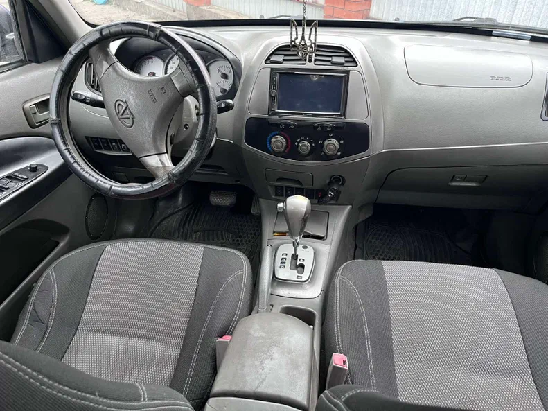 Chery Tiggo (T11) 2008 - 10