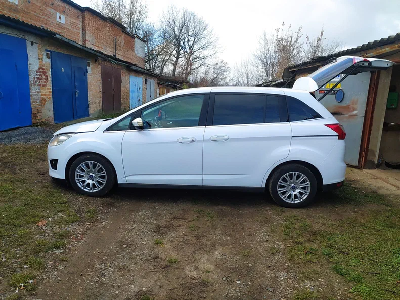 Ford C-MAX 2011 - 11