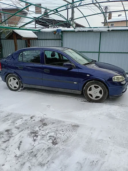 Opel Astra 2000