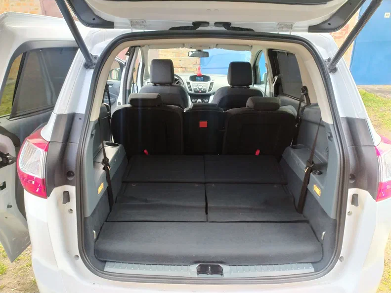 Ford C-MAX 2011 - 21