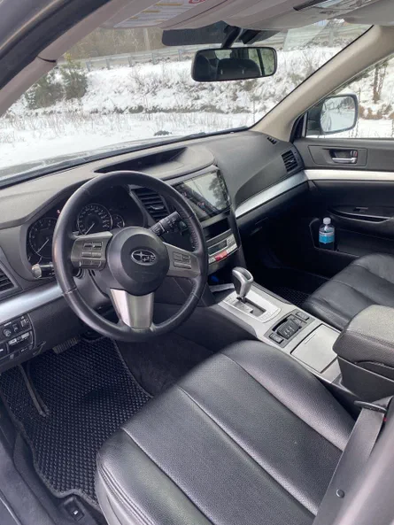 Subaru Outback 2011 - 7