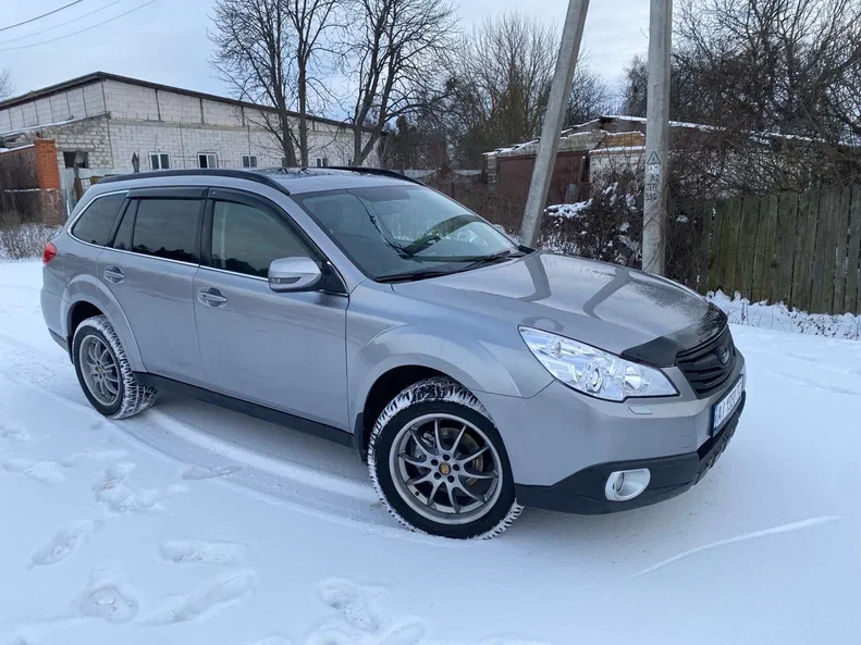 Subaru Outback 2011