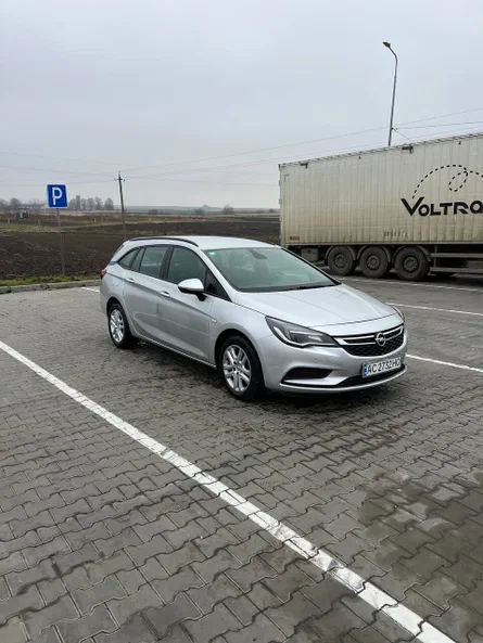 Opel Astra 2016