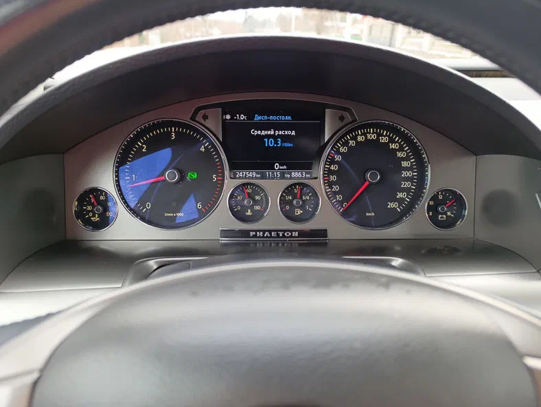 Volkswagen Phaeton 2013