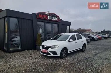 Renault Logan 2017 - 1