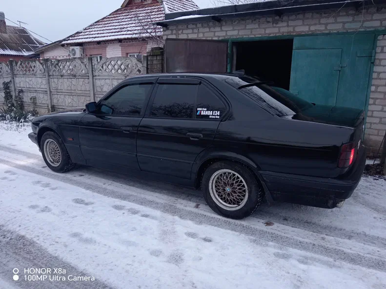 BMW 5 серии 1992