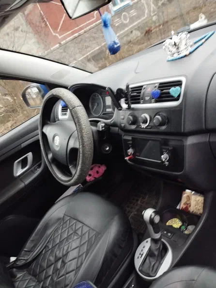 Skoda Fabia 2008 - 9