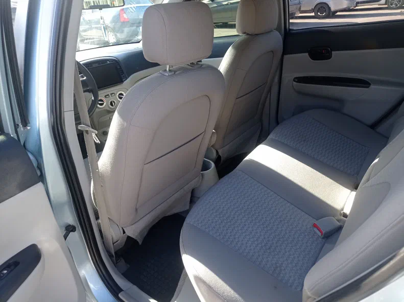 Hyundai Accent 2008 - 10
