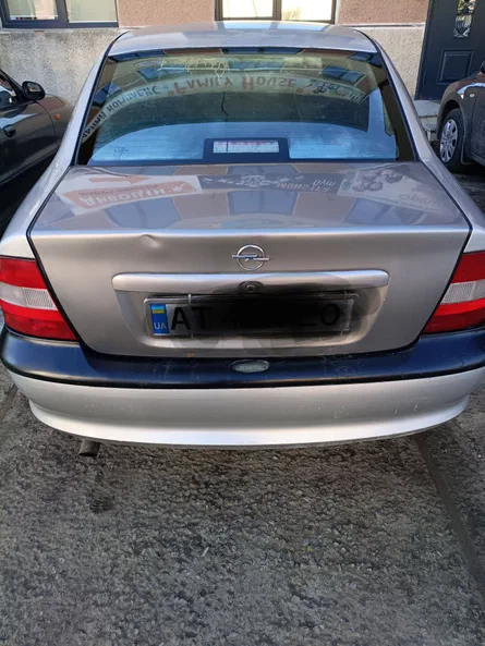 Opel Vectra 1998 - 9