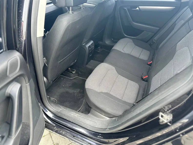 Volkswagen Passat 2011